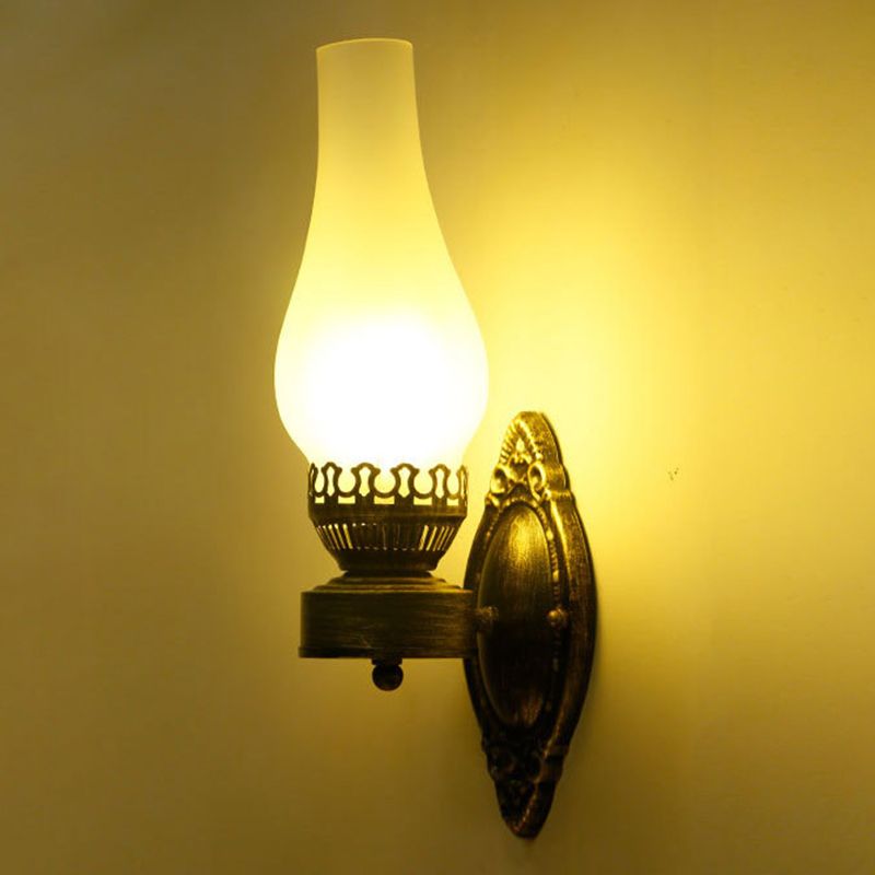 Retro Metal Wall Light Kerosene Wall Sconce with Glass for Coffee Shop