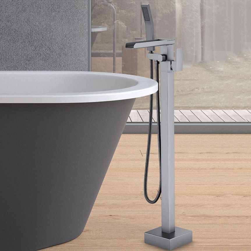 Floor Mounted Metal Freestanding Tub Filler Copper Freestanding Faucet with Hose
