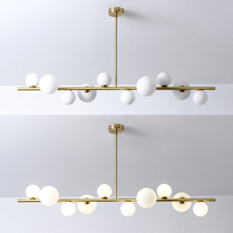 Minimalisme moderne Gold Metal Island Pendant Lighting Sphérique Glass Island Plafond Light pour table à manger