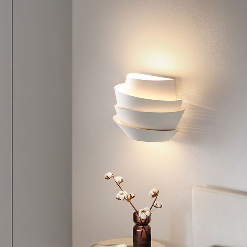 Kids Style 2 - Light Wall Mounted Fixture in White Iron Flower Shape Wall Sconce