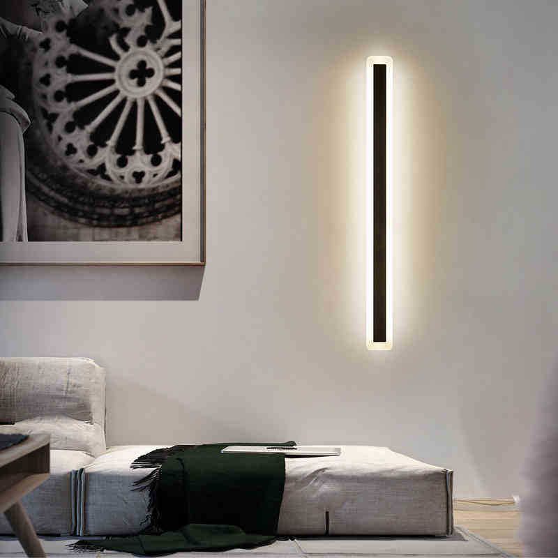 Style moderne Minimaliste Strip Shade Wall Sconce Metal 1 Appliques légères en noir pour la cour
