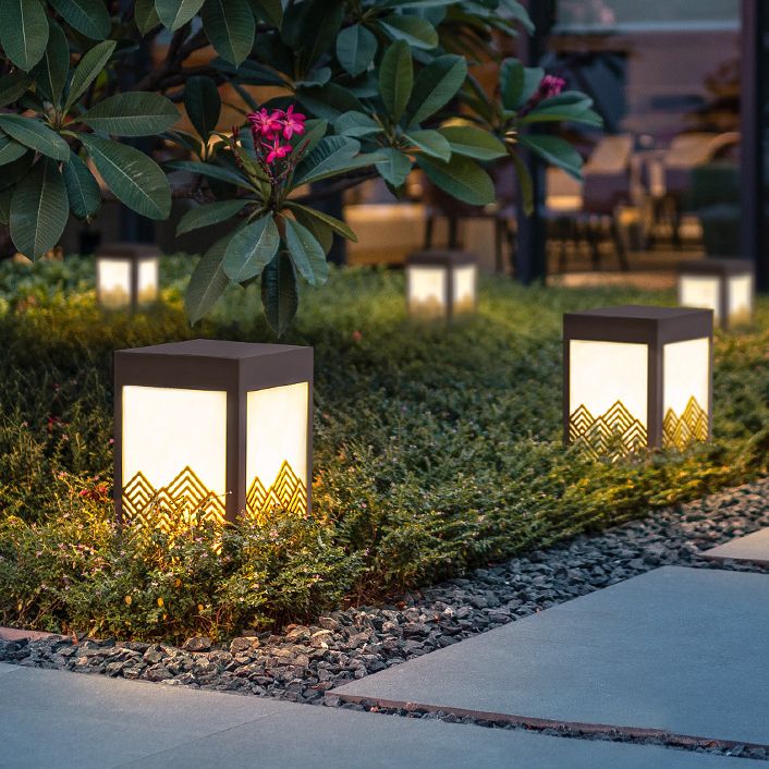 Waterproof Pillar Lamp Square Black Solar Outdoor Lights for Garden