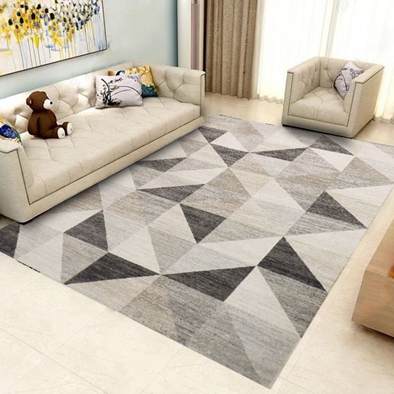 Trendy Living Room Rug Multi Colored Geometric Printed Area Rug Polypropylene Non-Slip Stain-Resistant Rug
