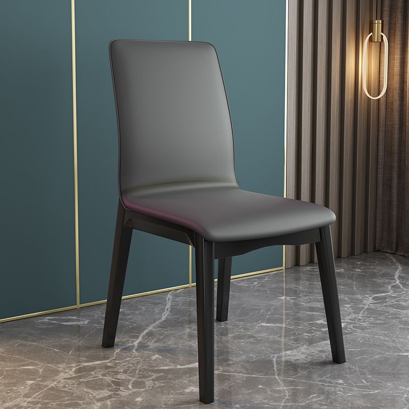 Moderne Küchenlederquadrat -Essstühle Parsons Stuhl mit Holzbeinen