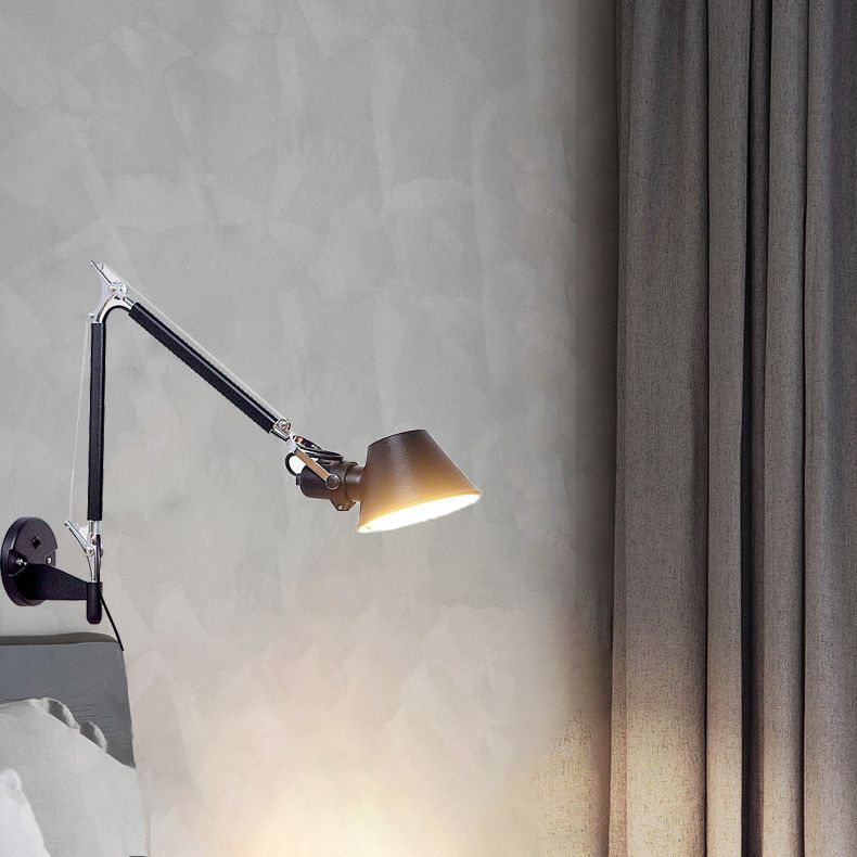 Black Geometric LED Wall Lamp in Modern Minimalist Aluminium Wall Light for Bedroom