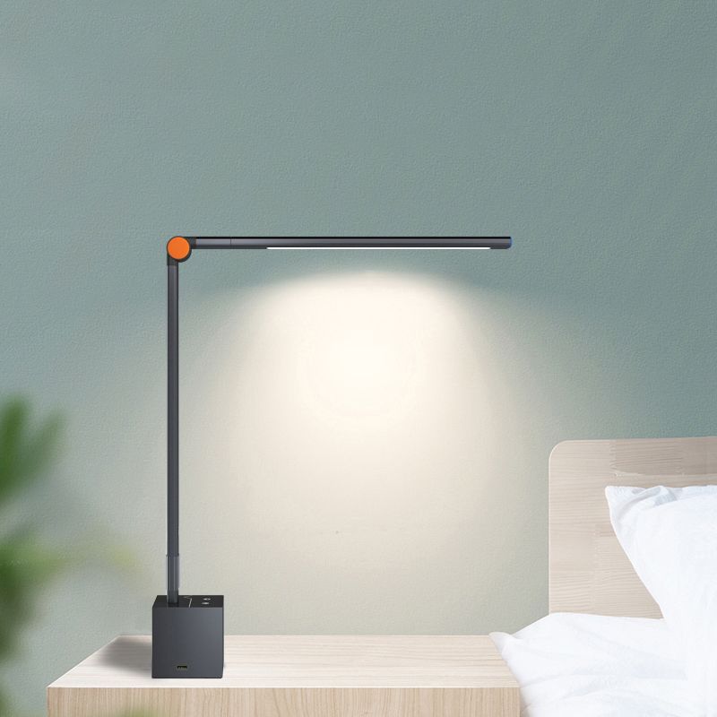 Lampada da tavolo da notte lineare stile moderno in metallo lampada da comodino singolo leggero in nero