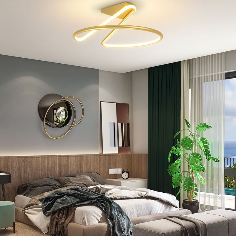 Circle Semi Flush Mount Light Modern Simplicité Assymer Mount Light de plafond pour chambre à coucher
