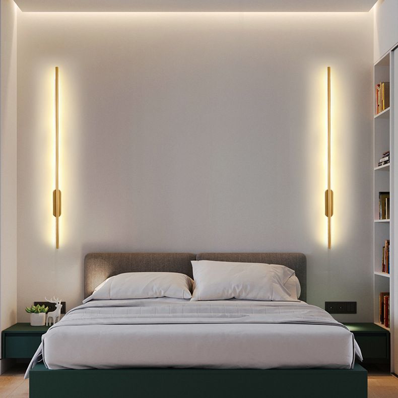 1-Light Ribbon Wall Sconce Modern Simple Style Metal Wall Lighting in Gold