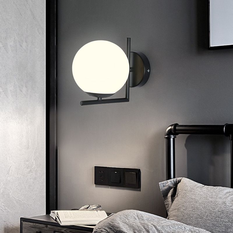 1 licht wit glazen wand gemonteerd verlichtingsbeveiliging moderne orb wandlichtwagentjes voor slaapkamer