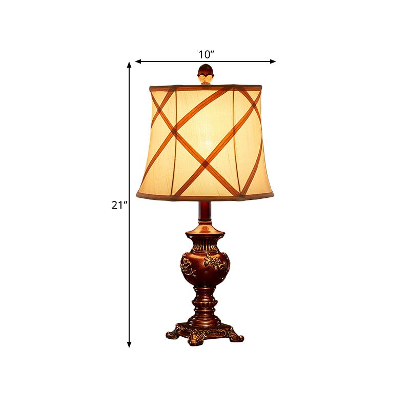 Lampada da tavolo con base in urna marrone, lampada da tavolo in resina stile vintage a 1 testa con paralume in tessuto