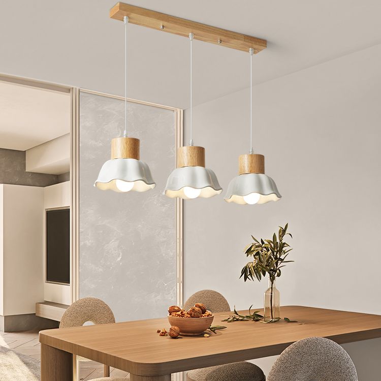 Lampada sospesa florida in legno in stile creativo moderno vetro a 3 luci a ciondolo a 3 luci per sala da pranzo