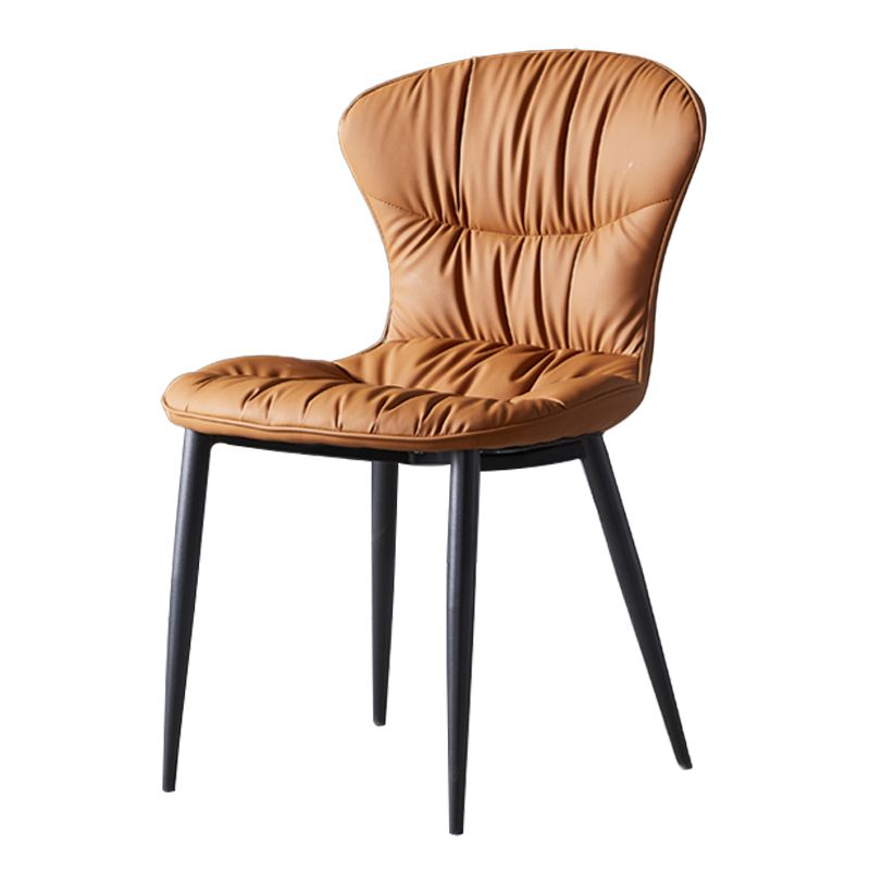 Chaises de salle à manger en cuir de style scandinave Chaises sans accoudoirs rembourrées à dossier solide (Ensemble de 2)