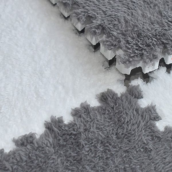Modern Carpet Tiles Interlocking Square Color Block Stain Resistant Carpet Tiles