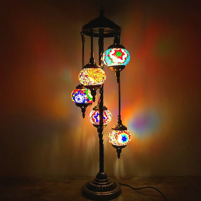 5 cabezas de arte manchado Luz de piso de vidrio tradicional beige/rojo/amarillo lámpara de pie de dormitorio elíptico