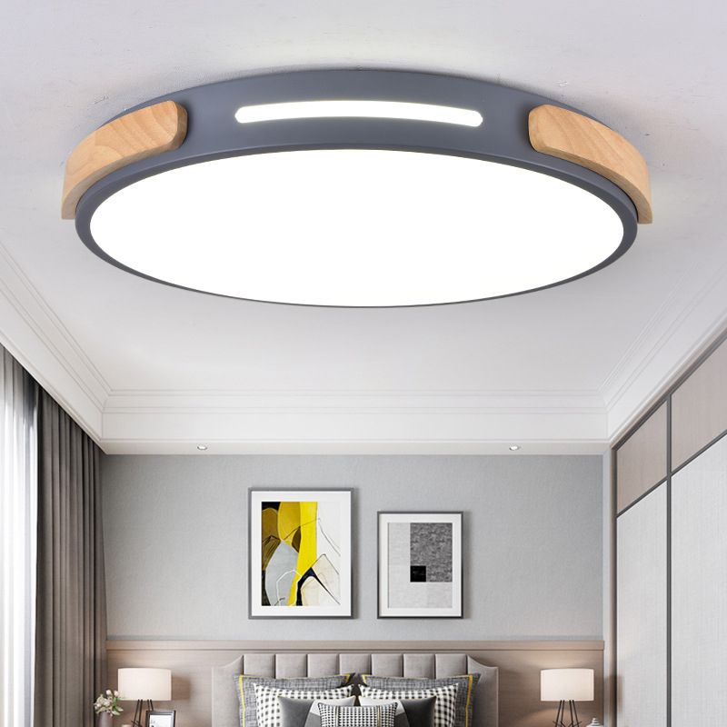 Circular Bedroom Flush Mount Ceiling Lamp Metal LED Nordic Flush Light with Wood Decoration
