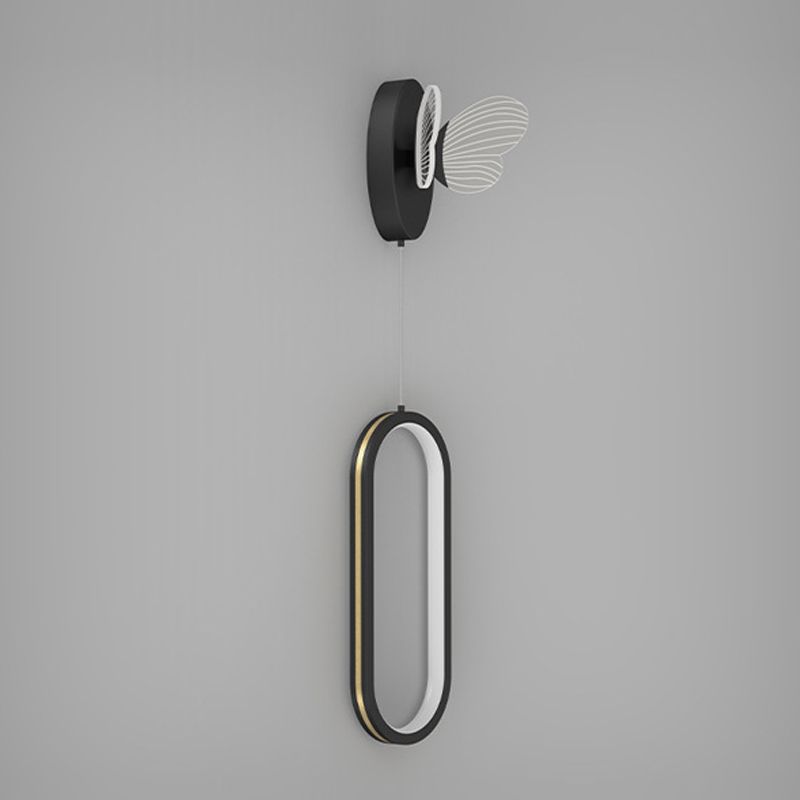 Éclairage mural en métal de forme géométrique