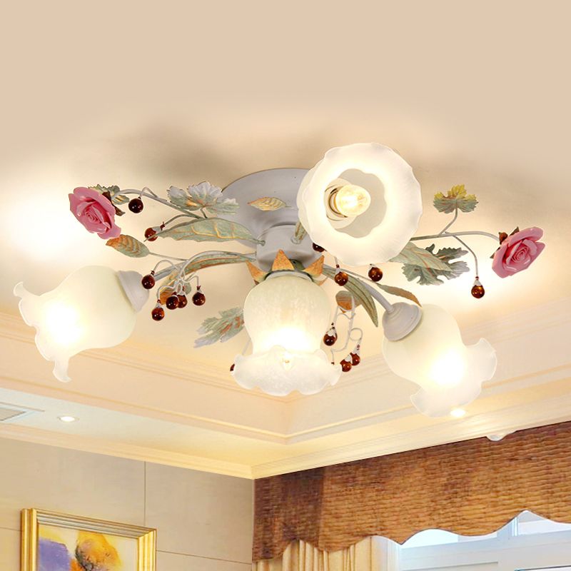 Coréen Garden Bloom Semi Flush 4/6/9 Bulbes en verre blanc Flush Mount luminaire pour salle à manger
