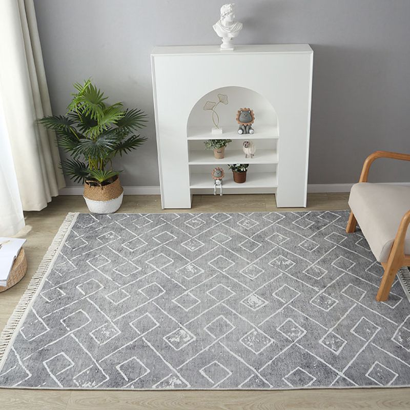 Stylish Grey Geometric Pattern Area Rug Polyester Fringe Area Carpet Stain Resistant Rug for Bedroom