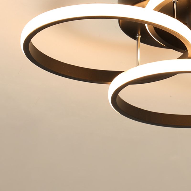 Metal Round Shade Flush Ceiling Light Modern 3-Lights Flush Mount Fixture