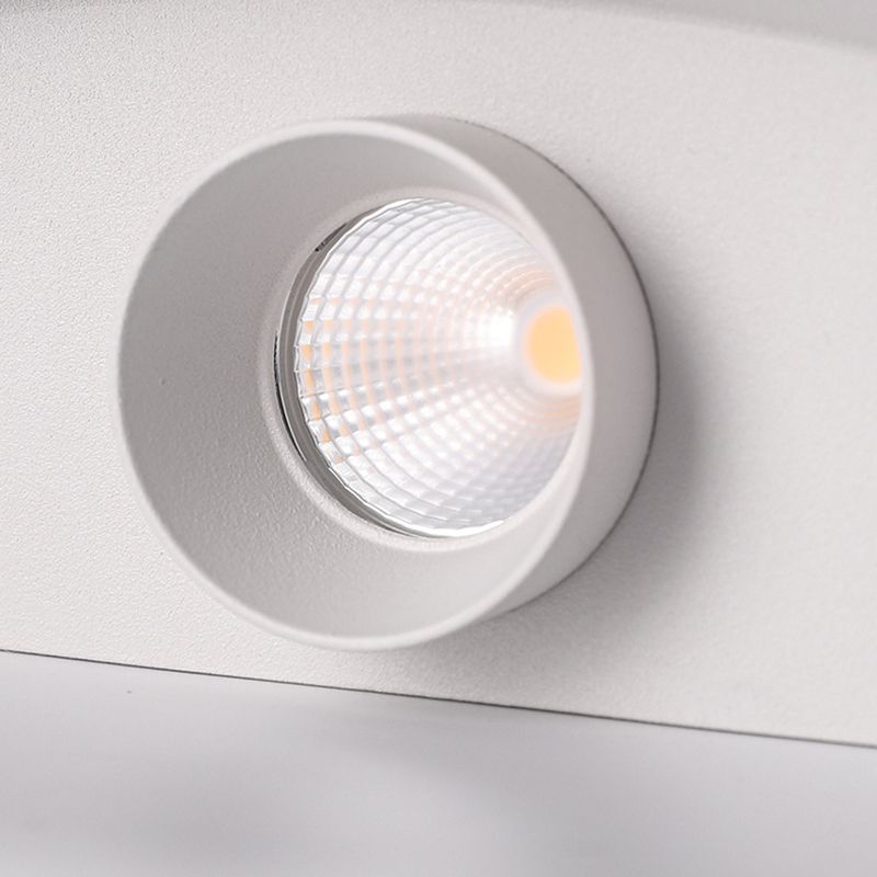 1 Light Metal Wall Light Modern Style Square Shape Wall Mount Light Fixture in White