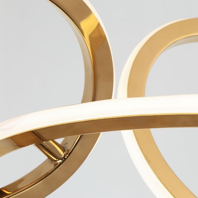 Luz colgante lineal de lámpara de metal posmoderna para comedor para comedor