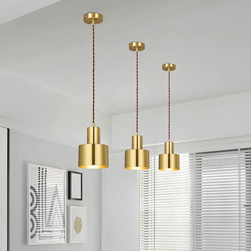 Gold Cylindrical Single Pendant Light Fon de fer forgé lampe pour les espaces intérieurs