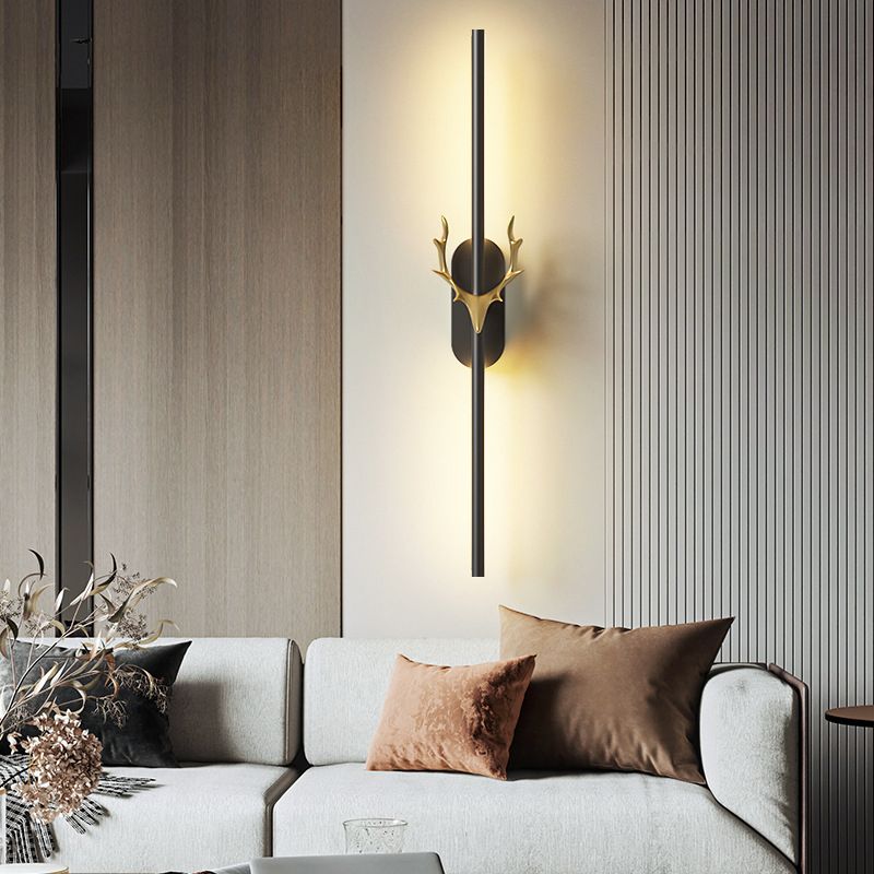 Modern Style Linear Shape Wall Sconce Metal 1 Light Sconce Lighting in Black for Bedroom