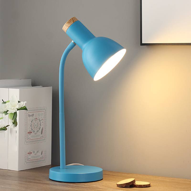 Lampada da tavolo a forma di campana in stile moderno Lampada da comodino in metallo a 1 luce