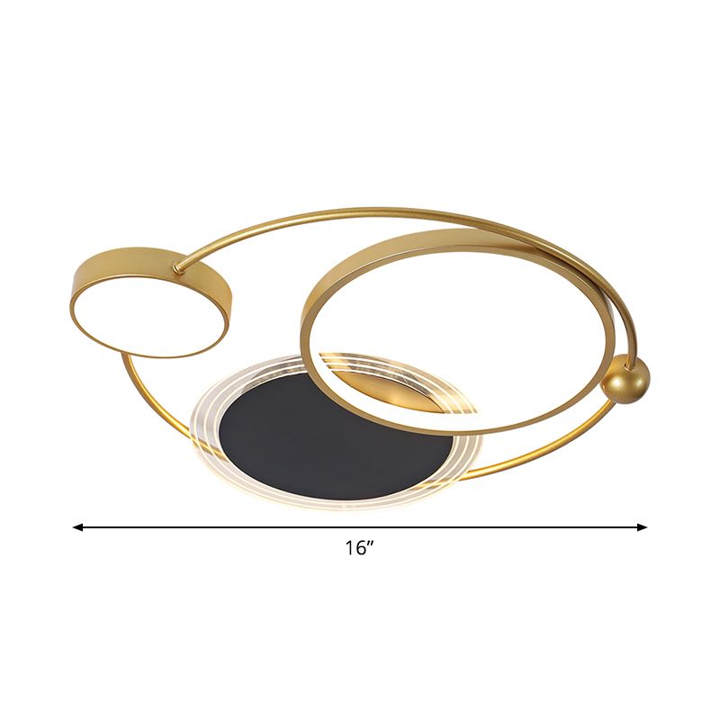 Round/Oval Bedroom Flush Mount Light Acrylic LED Modernism Ceiling Mounted Fixture in Gold