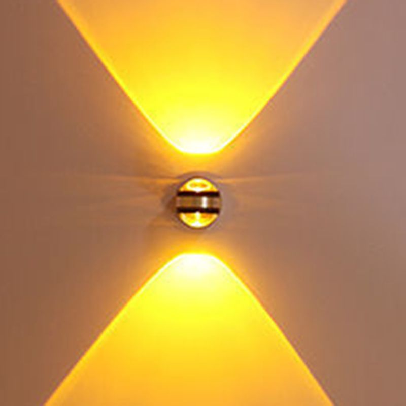 Éclairage mural en métal rond