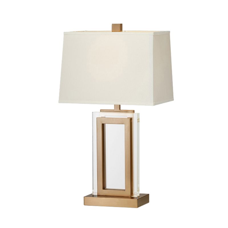 1 Kopf -Trapez -Schatten Tisch leichte moderne Stoff kleine Schreibtischlampe in Gold für Bett