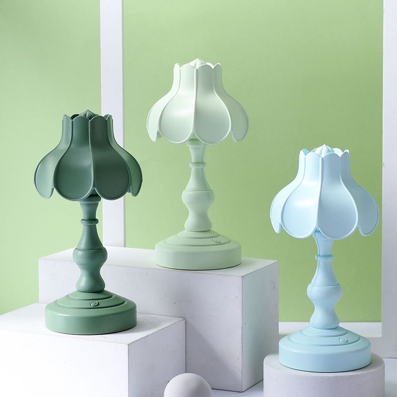 Table de forme de dôme moderne Light Metal 1 LAX NEULTANTS LEIL