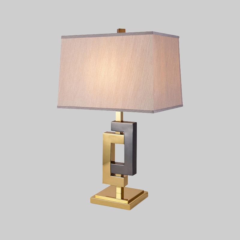Tissu trapèzoïde Éclairage modernisme 1 ampoule petite lampe de bureau en noir et or
