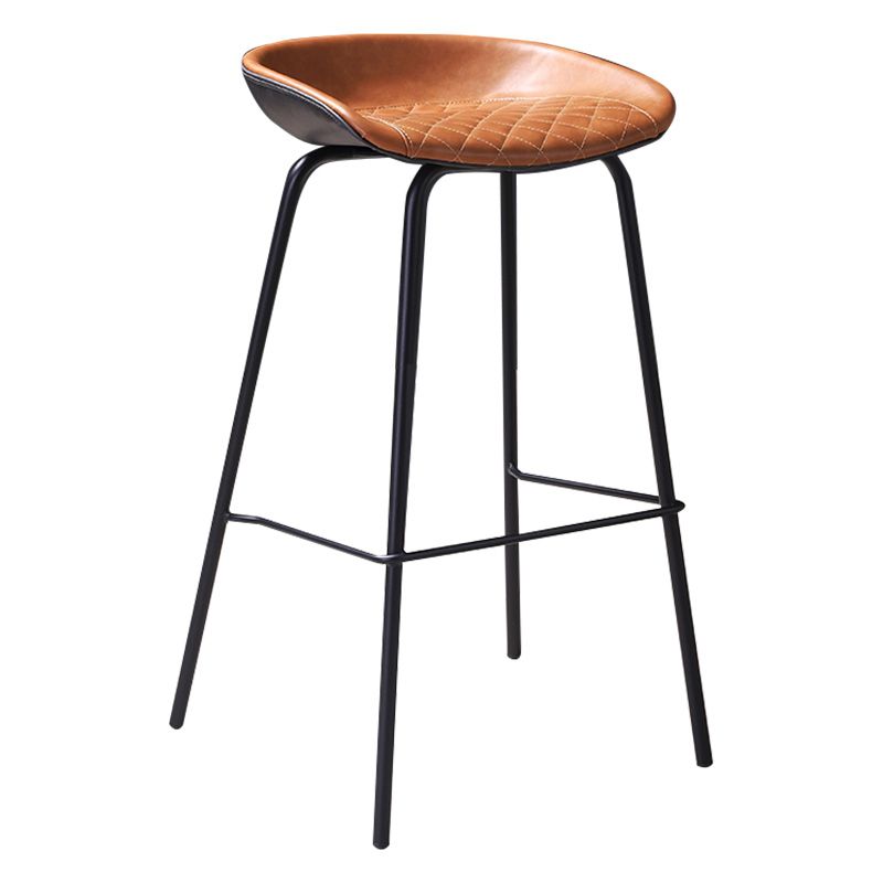 Barhocker aus Metall im Vintage-Stil mit niedriger Rückenlehne und Riemenpedal, 30-Zoll-Barhocker