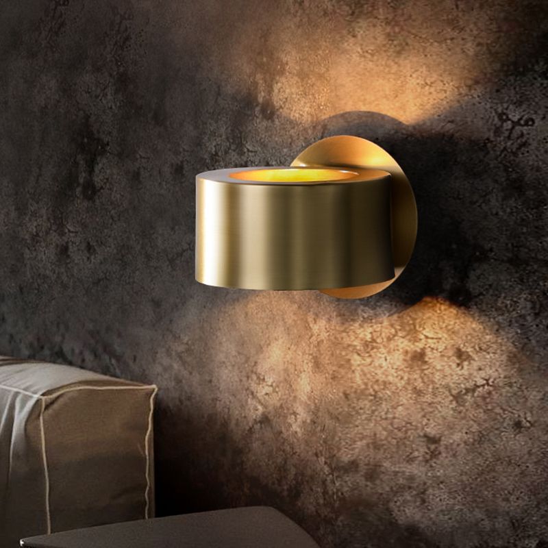 Bedroom Decoration Modern Brass Wall Sconce 1 Light Round Shape Wall Mount Light for Bedside