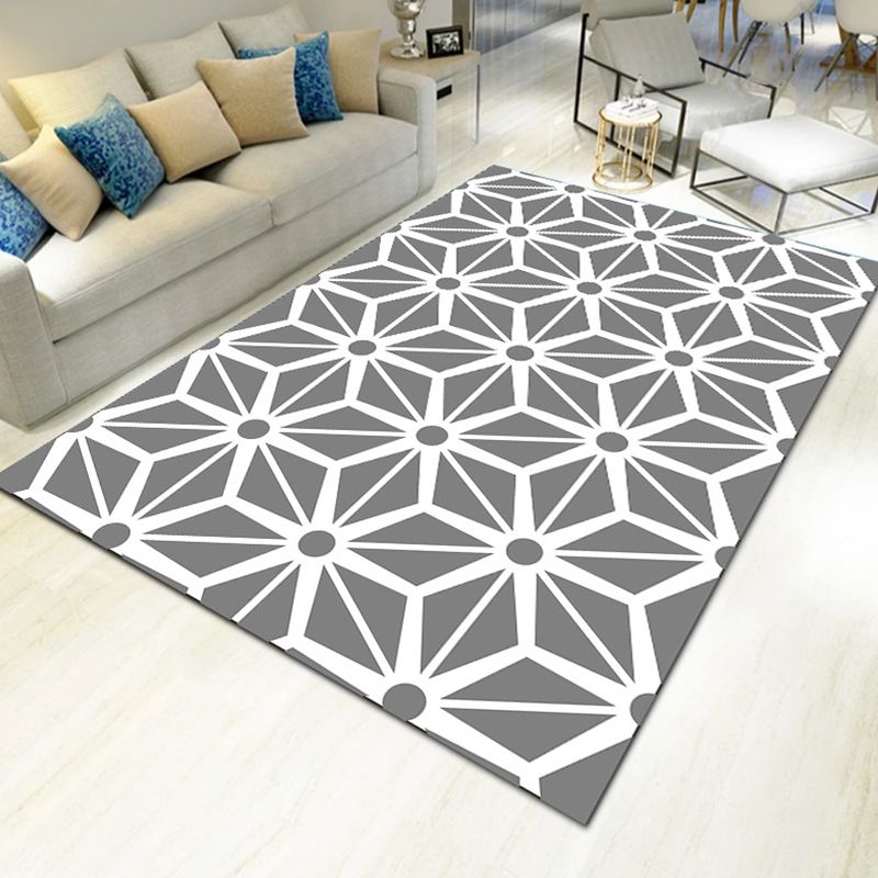 Contemporary Living Room Rug Multi-Colored Geo Patterned Carpet Synthetics Pet Friendly Machine Washable Rug
