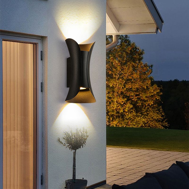 Courte de mur en forme de sablier en aluminium Courté postmoderne a conduit à la lumière