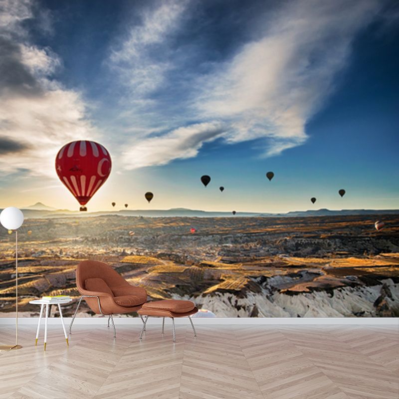 Balloon Trip Scenery Mural Decal Modern Art Non-Woven Cloth Wall Decoration in Brown