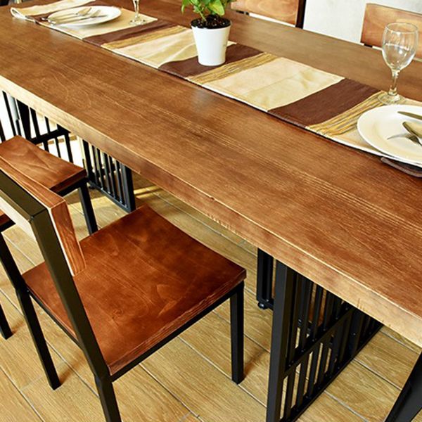Industriekiefernholzholz für Restaurant -Rechtecktisch mit schwarzer Doppelpodest -Basis