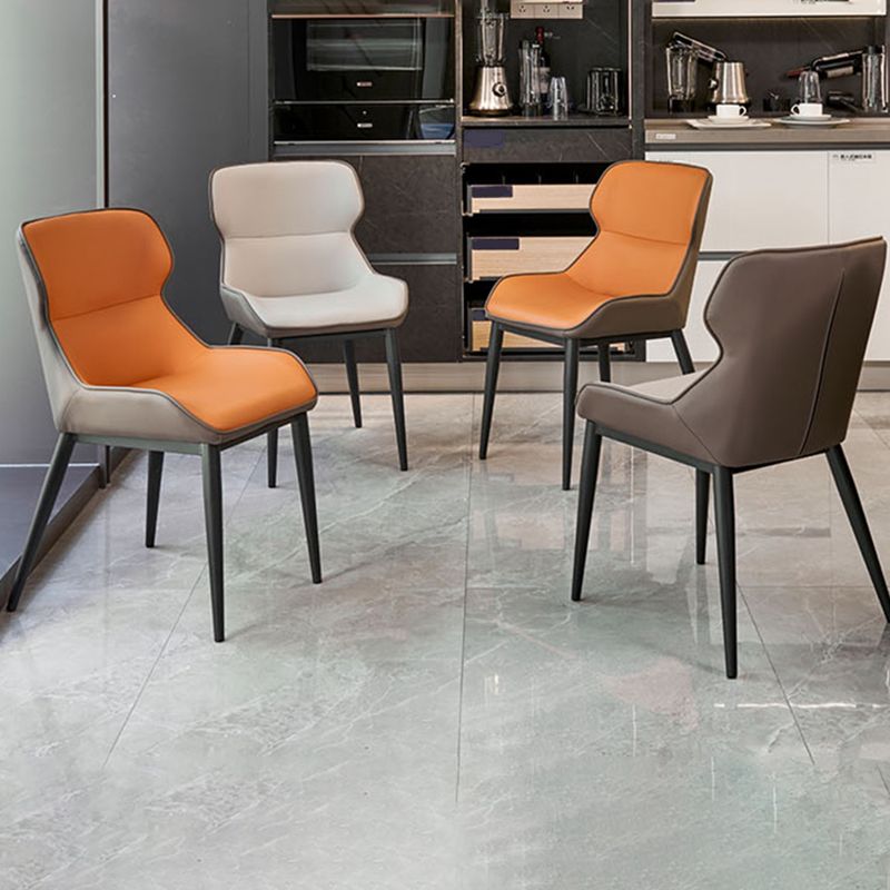 Chaise de salle à manger contemporaine en métal, chaise d'appoint en similicuir pour usage domestique (Ensemble de 2)