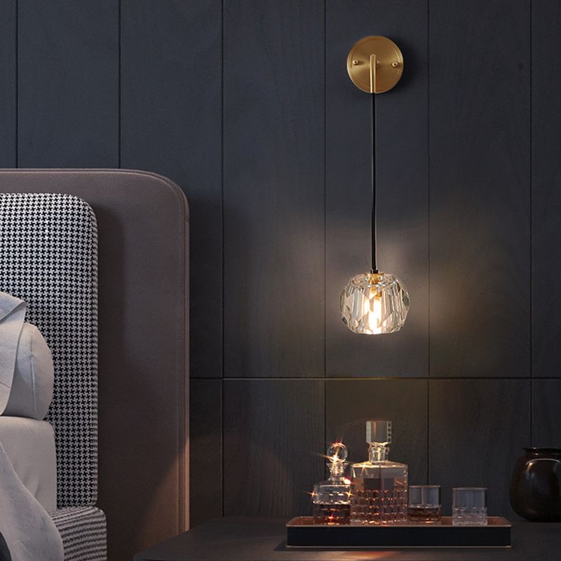 Gold Geometric Hanging Wall Lamp in Modern Luxury Style Copper Wall Sconce with Crystal Shade