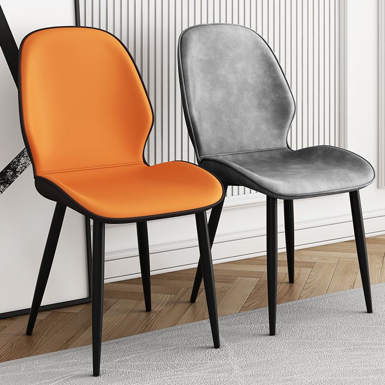 Silla lateral de cuero contemporánea para restaurante, acabado mate Parsons, silla de comedor