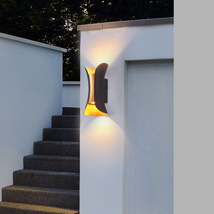 Geometrieform Wandleuchten moderner Metallmontagemontage -Leuchten mit Metall 2 Licht Wandmontage