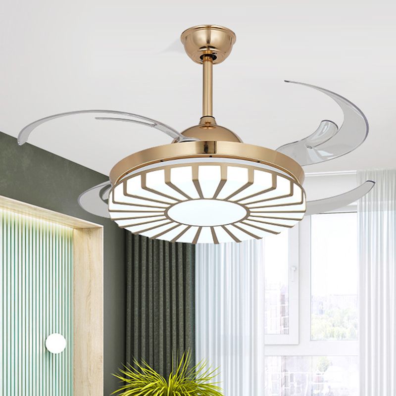 Gouden LED -plafondventilator Licht eenvoud Acryl Circulaire 4 Duidelijke messen Semi Flush Mount Lighting voor restaurant, 42 "breed