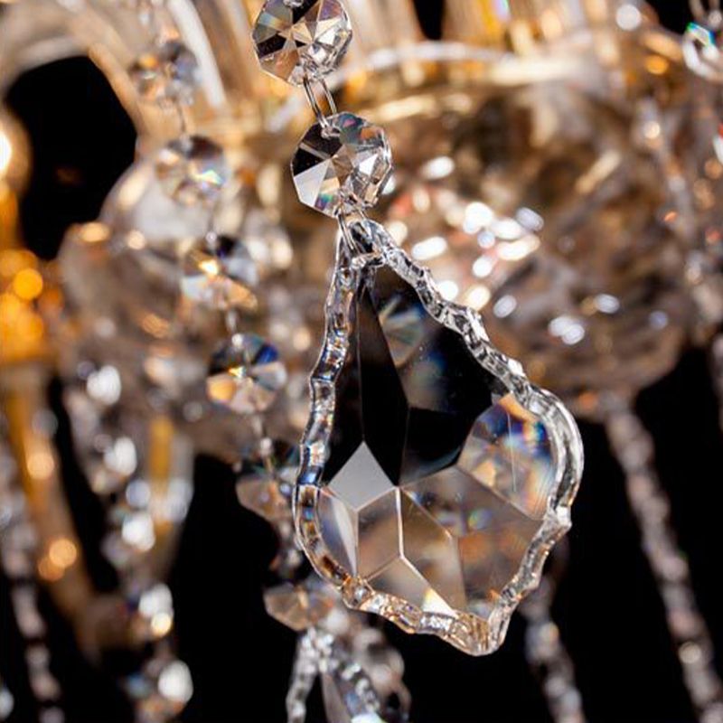 Nordic Style LED Chandelier Light 8 Lights Postmodern Style Crystal Pendant Light for Living Room