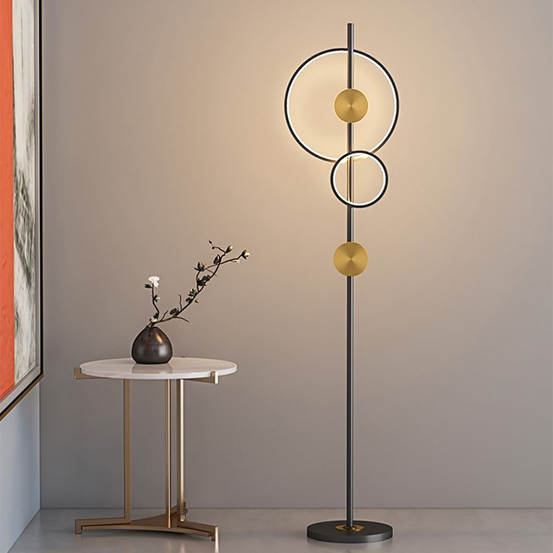 Lampada a forma di imbuto in metallo Lampada moderna stile moderno 2 luci lampada da pavimento in nero in nero