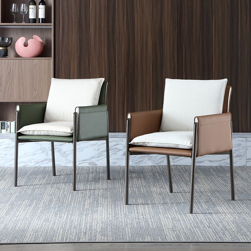 Silla curvada de cuero contemporánea y sillón de tela Parsons para el hogar