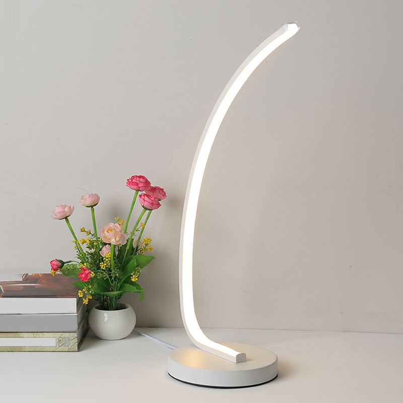 Bent Bedroom Reading Task Light Metal Modern Style LED Night Table Lighting in Black/White