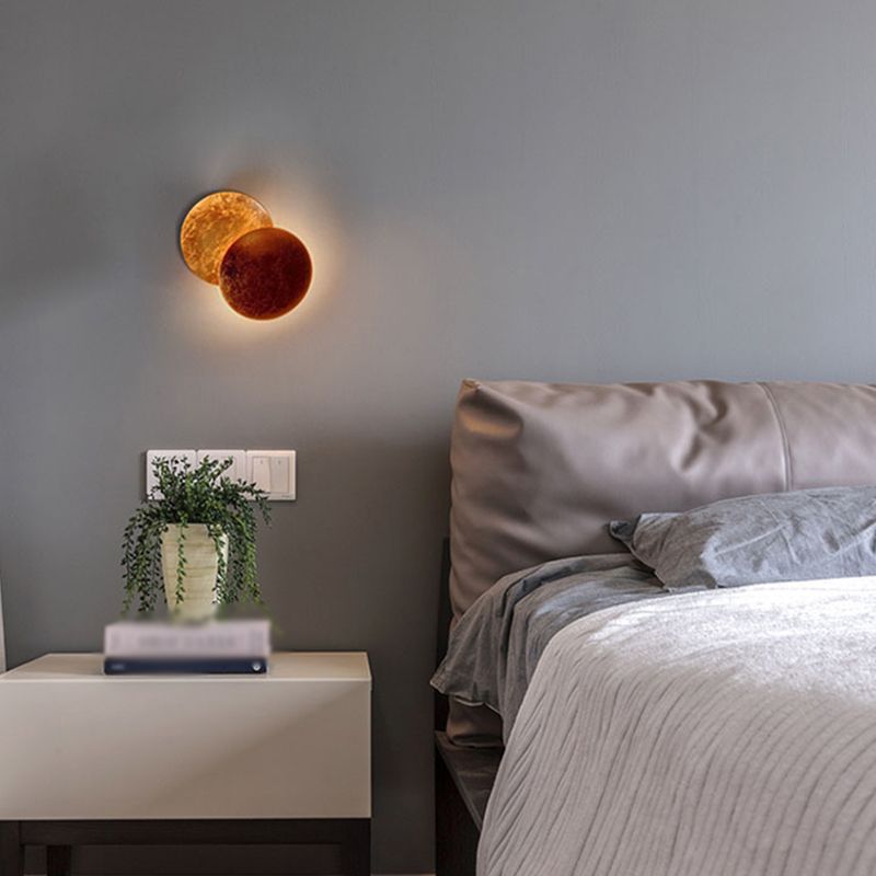 Modern Style Wall Mount Light Rotatable LED Wall Sconce Light with Metal Shade