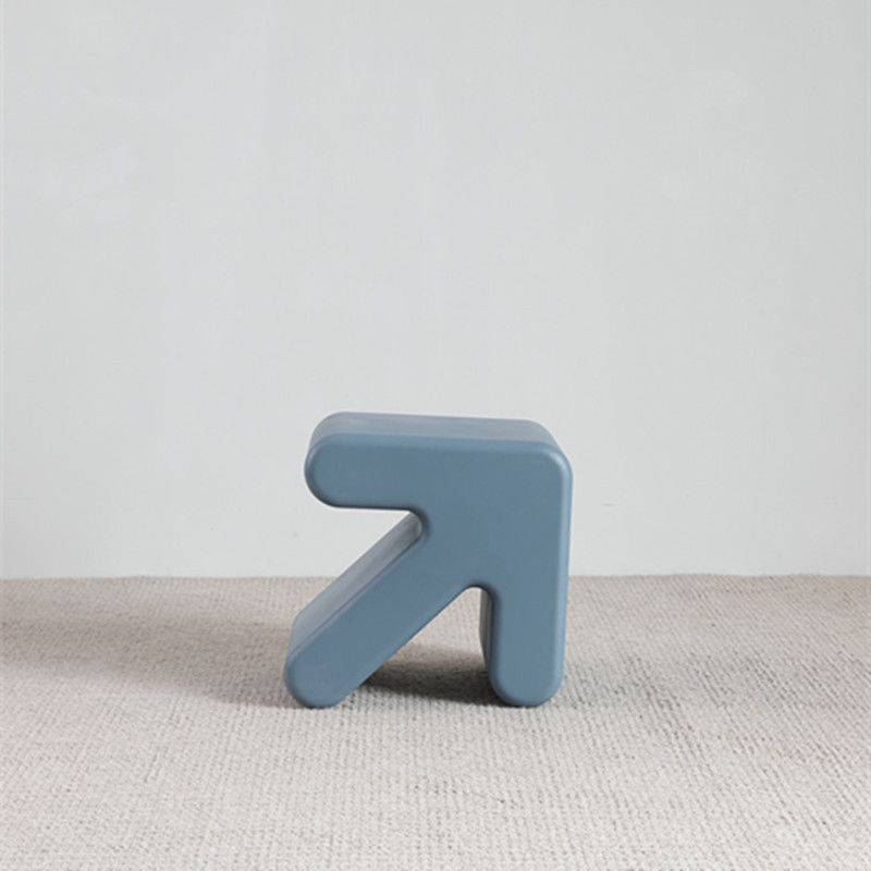 Scandinavian Geometric End Table 15.75" W x 13.78" D x 15.75" H Arrow-Shaped Side Table